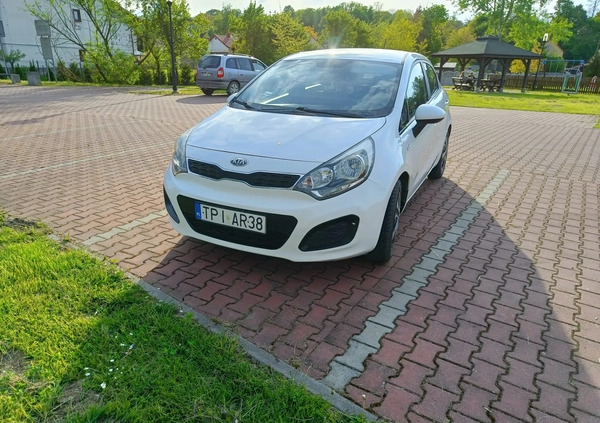 Kia Rio cena 23200 przebieg: 177000, rok produkcji 2013 z Pińczów małe 326